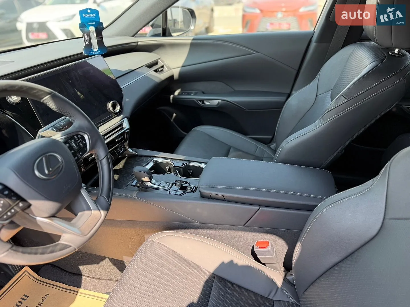 2023 Lexus RX - мініатюра 16