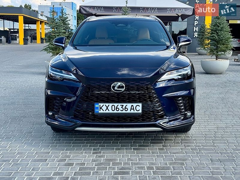 Lexus RX, фото из объявления
