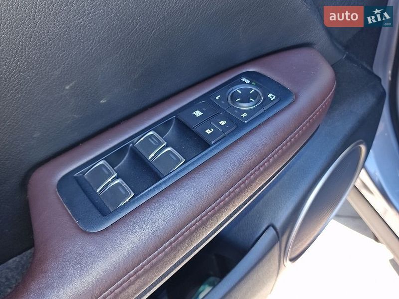 Позашляховик / Кросовер Lexus RX 2017 в Сумах фото 24 Позашляховик / Кросовер Lexus RX 2017 в Сумах
