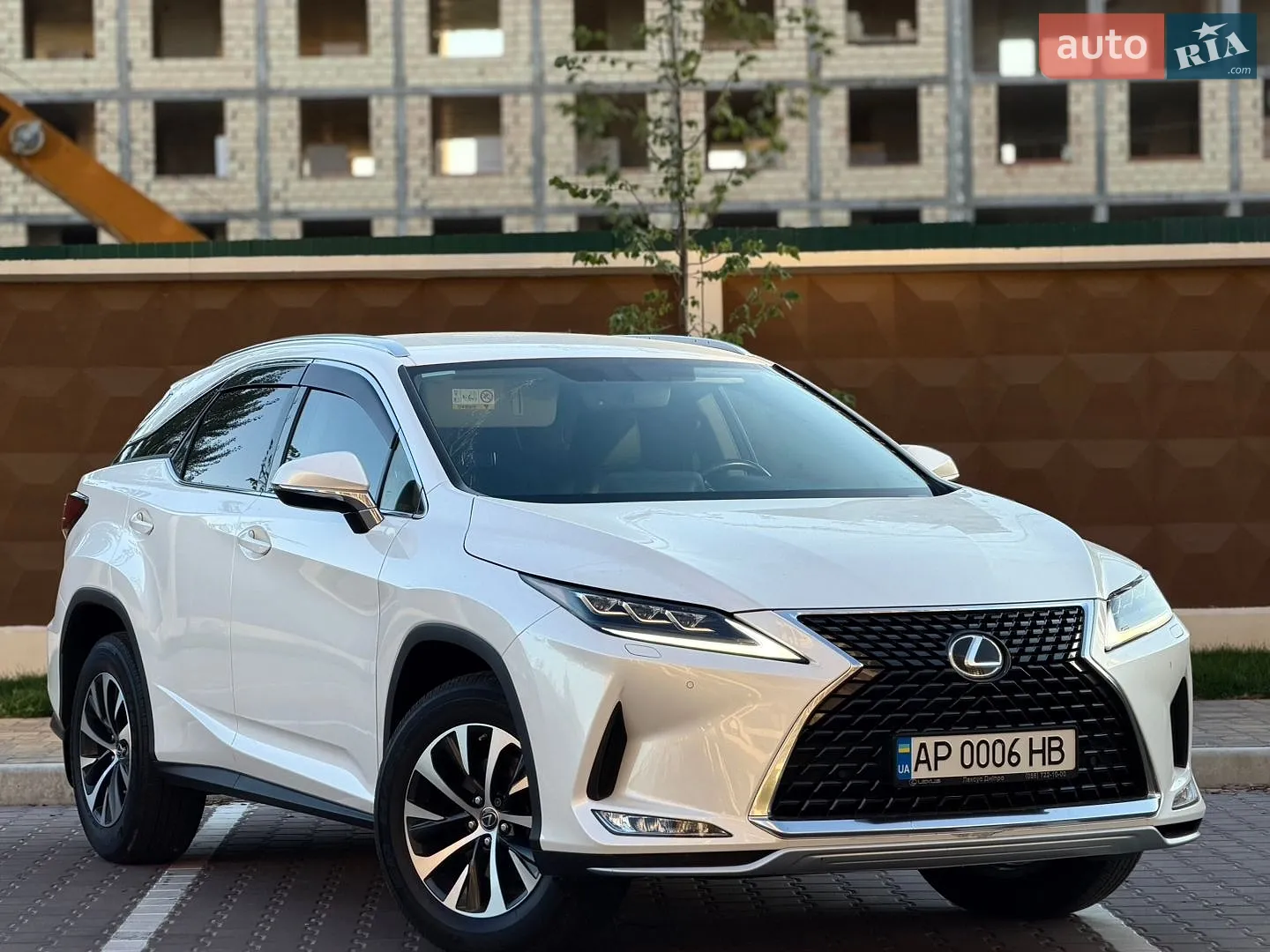 2020 Lexus RX - фото 1