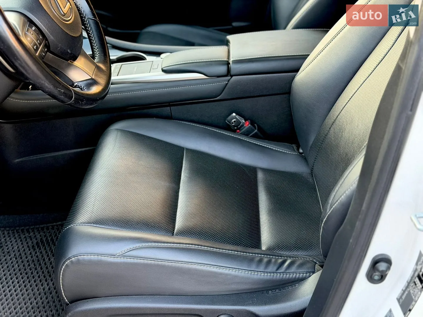 2020 Lexus RX - мініатюра 17