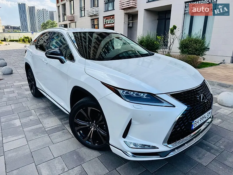 Lexus RX 2020
