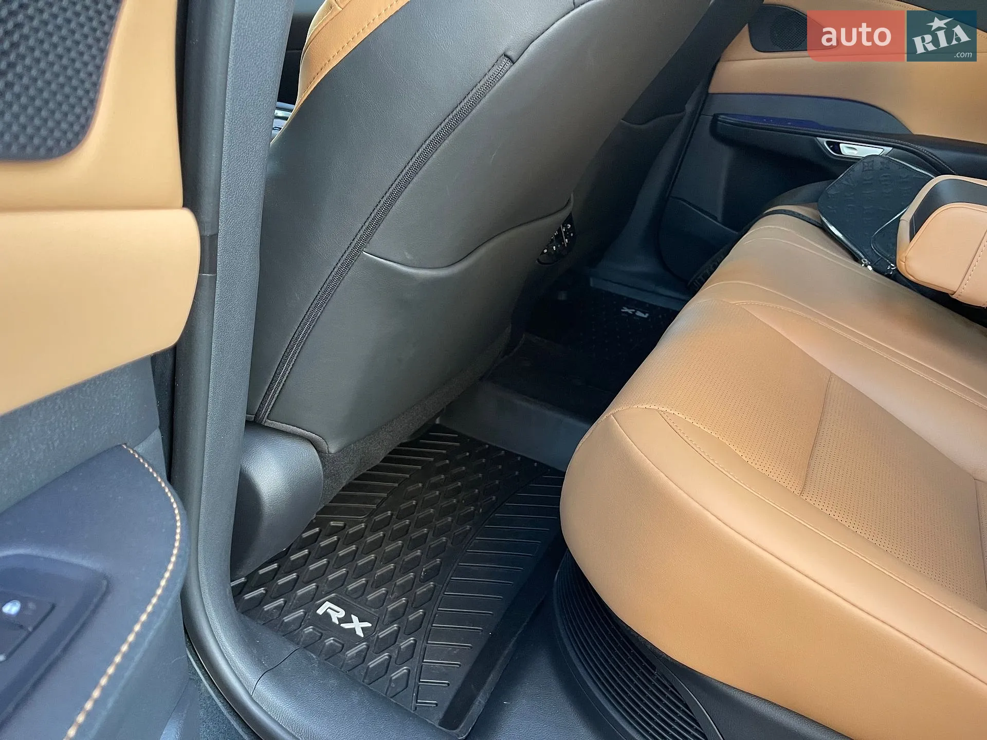 2025 Lexus RX - мініатюра 27