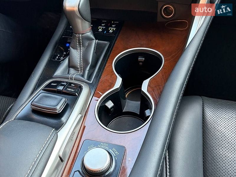 Внедорожник / Кроссовер Lexus RX 2018 в Львове
