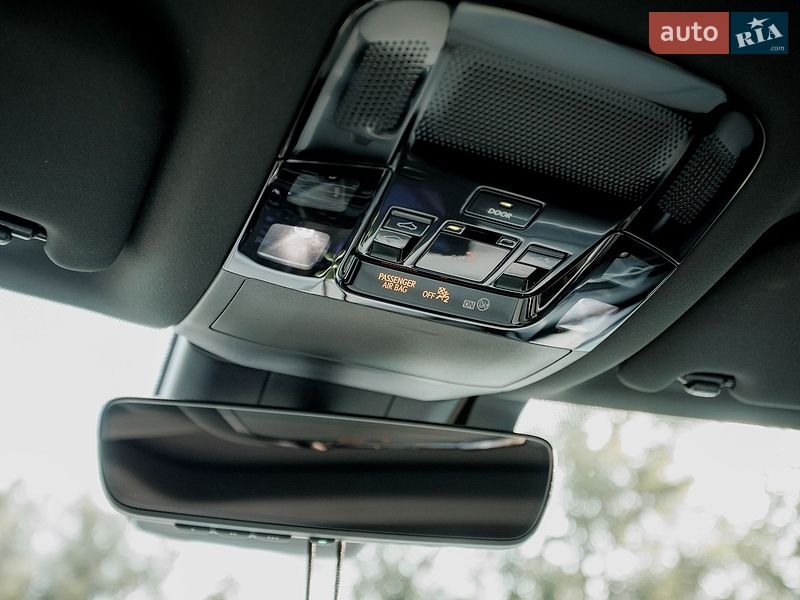 Позашляховик / Кросовер Lexus RX 2024 в Чернівцях