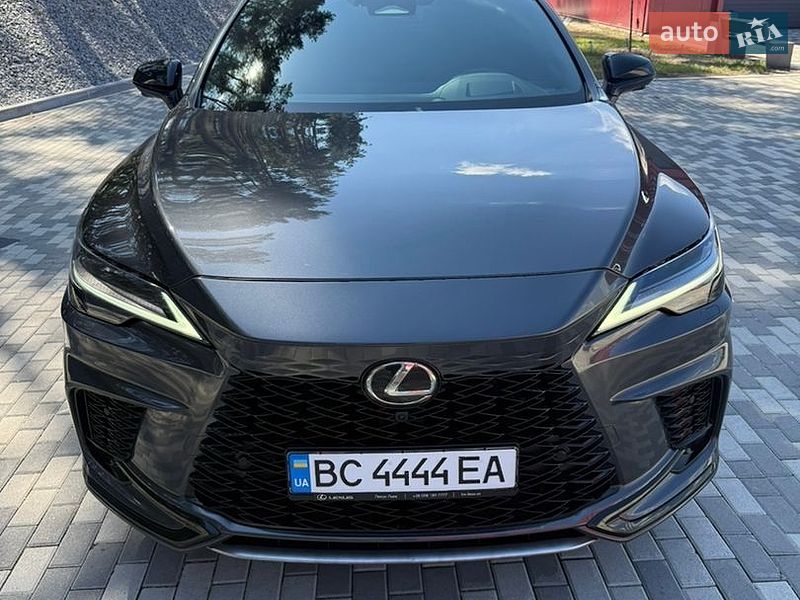 Lexus RX, фото з оголошення