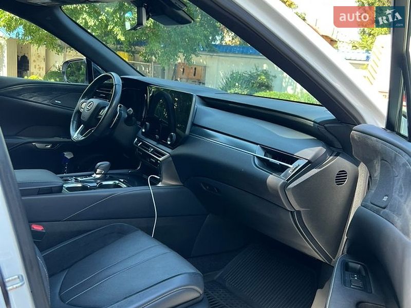 Внедорожник / Кроссовер Lexus RX 2023 в Одессе