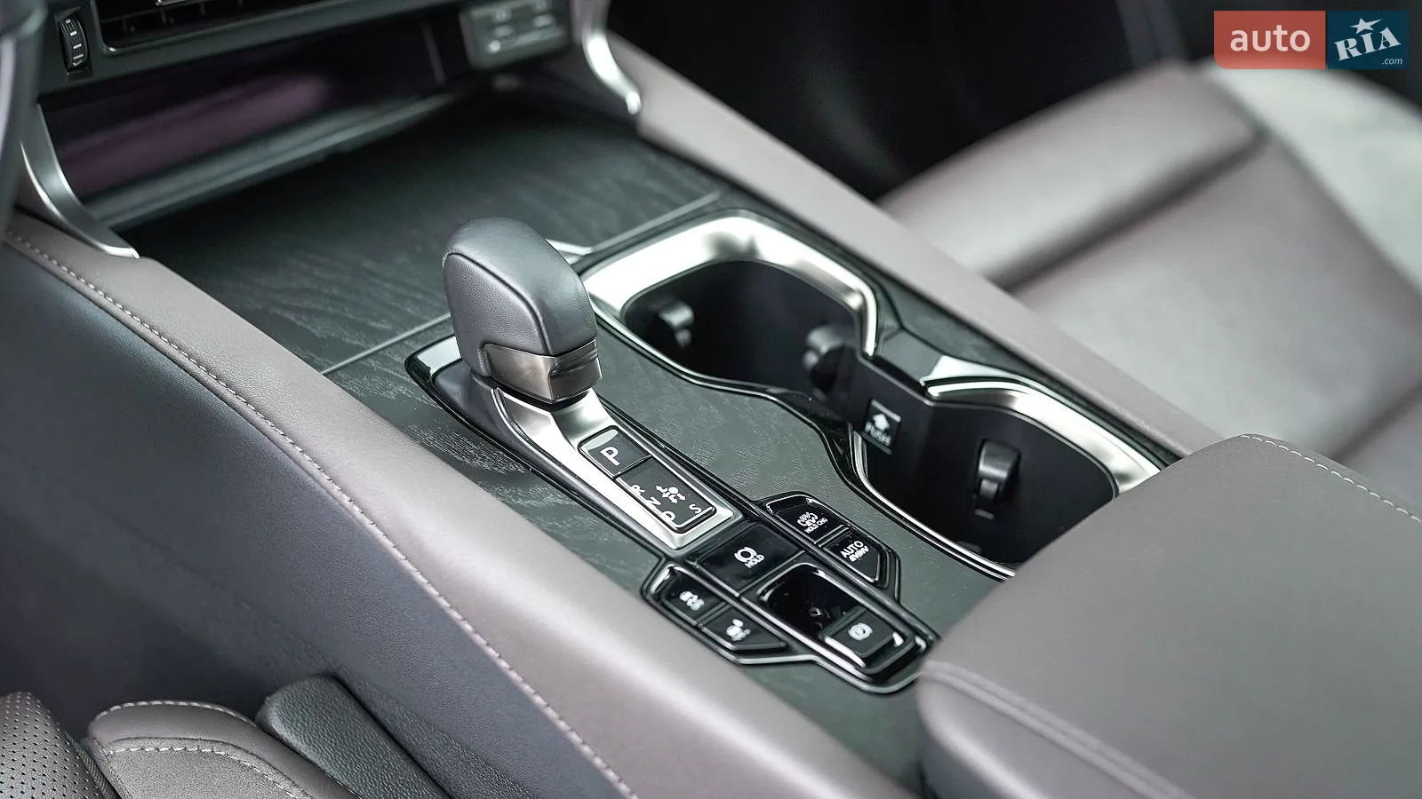 2025 Lexus RX - мініатюра 42