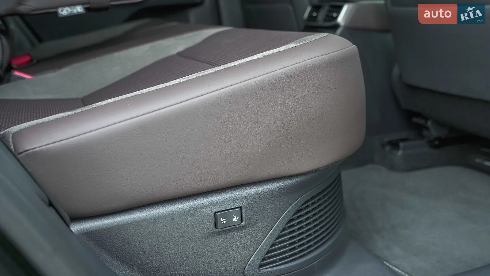 2025 Lexus RX - мініатюра 46