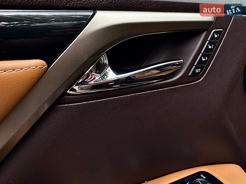 Внедорожник / Кроссовер Lexus RX 2017 в Киеве фото 40 Внедорожник / Кроссовер Lexus RX 2017 в Киеве