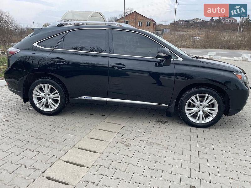 Внедорожник / Кроссовер Lexus RX 2011 в Черновцах