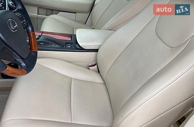 Внедорожник / Кроссовер Lexus RX 2011 в Черновцах