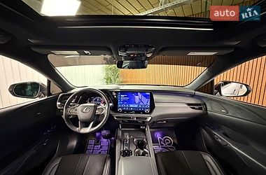 Позашляховик / Кросовер Lexus RX 2023 в Києві