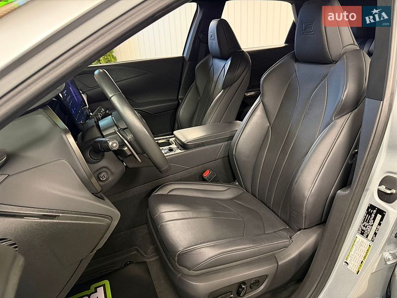 Позашляховик / Кросовер Lexus RX 2023 в Києві