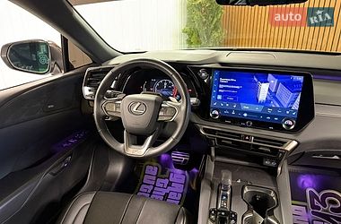Позашляховик / Кросовер Lexus RX 2023 в Києві