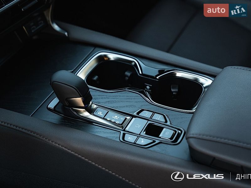 Внедорожник / Кроссовер Lexus RX 2025 в Днепре