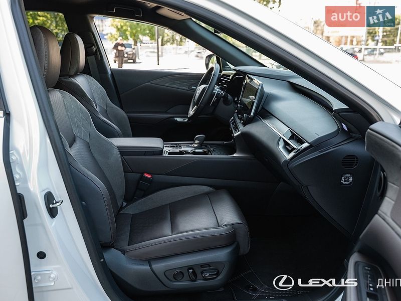 Внедорожник / Кроссовер Lexus RX 2025 в Днепре