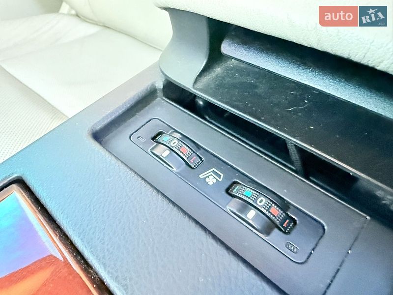 Позашляховик / Кросовер Lexus RX 2011 в Харкові