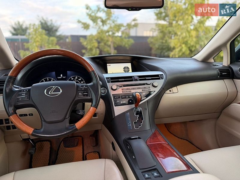 Внедорожник / Кроссовер Lexus RX 2010 в Киеве