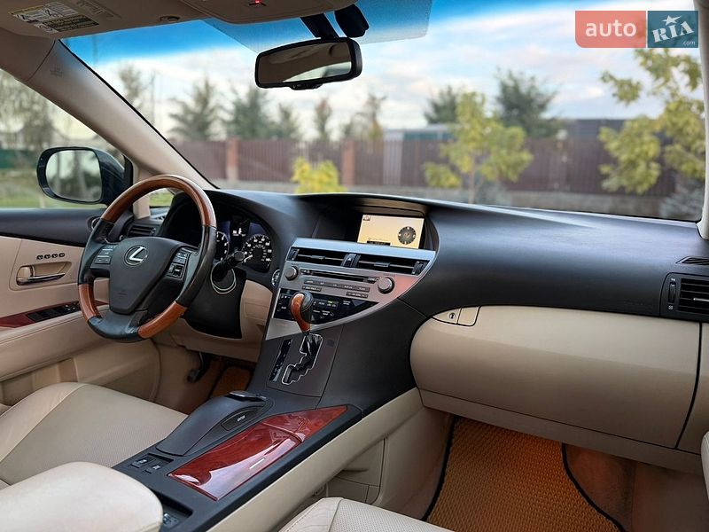 Внедорожник / Кроссовер Lexus RX 2010 в Киеве