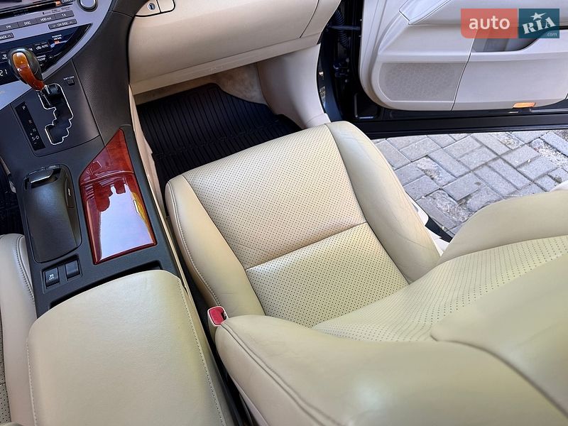 Позашляховик / Кросовер Lexus RX 2011 в Дніпрі