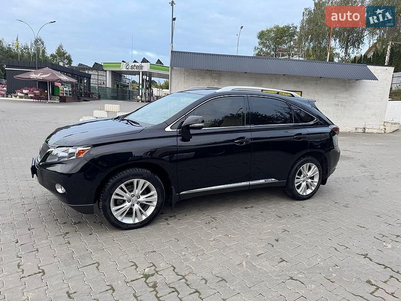 Внедорожник / Кроссовер Lexus RX 2011 в Черновцах