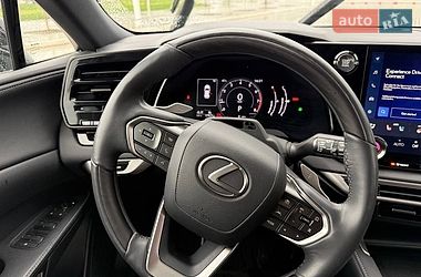 Позашляховик / Кросовер Lexus RX 2023 в Ізмаїлі
