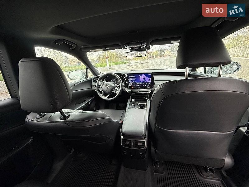 Позашляховик / Кросовер Lexus RX 2023 в Ізмаїлі