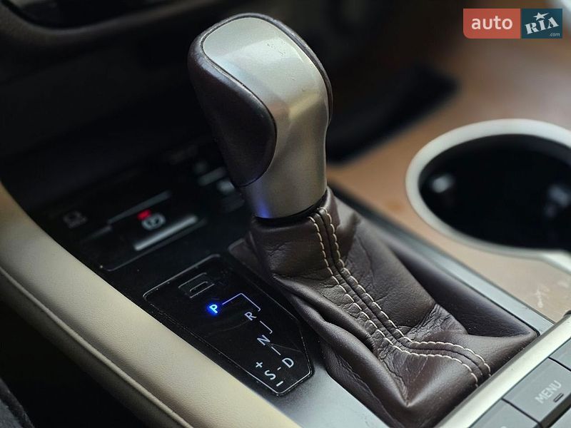 Позашляховик / Кросовер Lexus RX 2020 в Києві