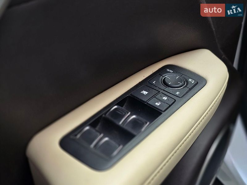 Позашляховик / Кросовер Lexus RX 2020 в Києві