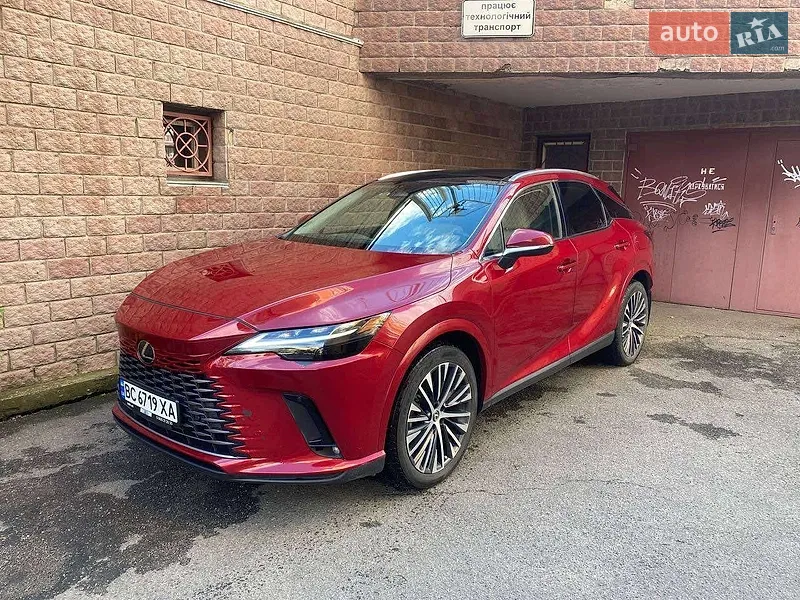Lexus RX 2023