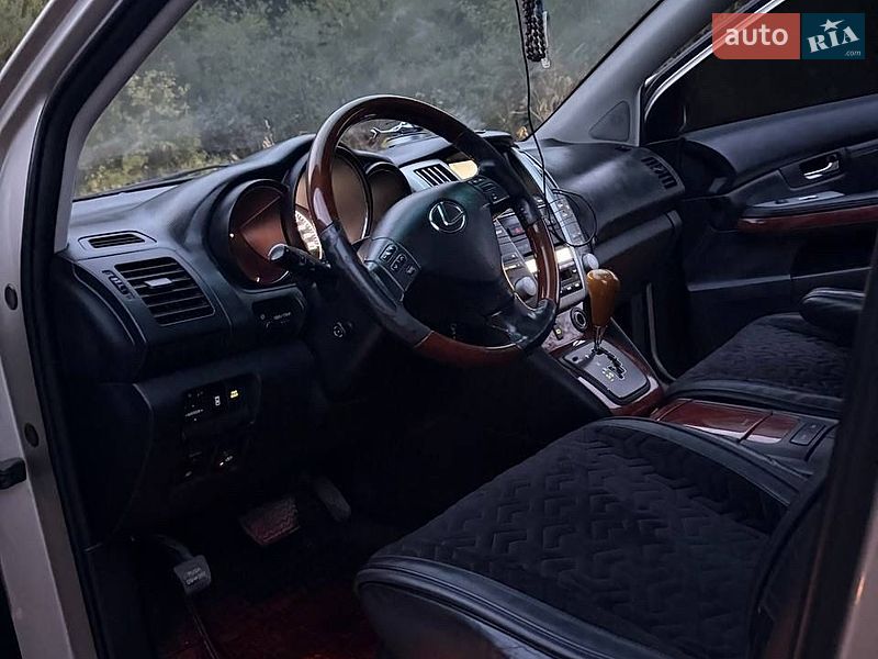 Внедорожник / Кроссовер Lexus RX 2007 в Славском