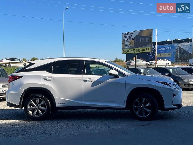 Позашляховик / Кросовер Lexus RX 2018 в Львові