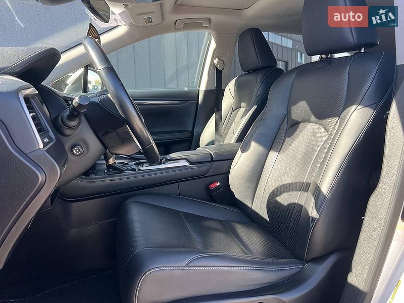 Позашляховик / Кросовер Lexus RX 2018 в Львові