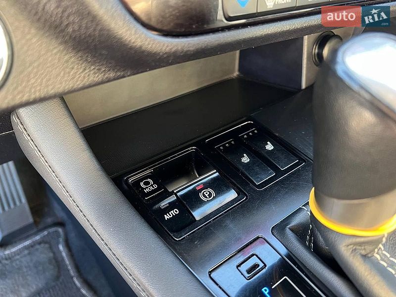 Позашляховик / Кросовер Lexus RX 2018 в Львові