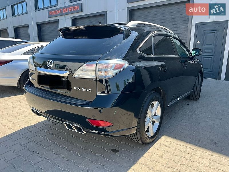 Позашляховик / Кросовер Lexus RX 2010 в Бучі