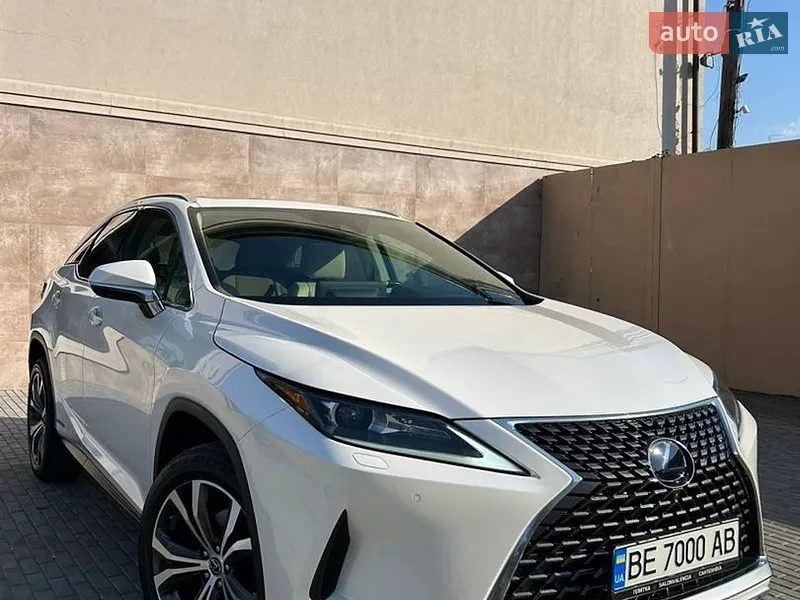 Lexus RX 2020