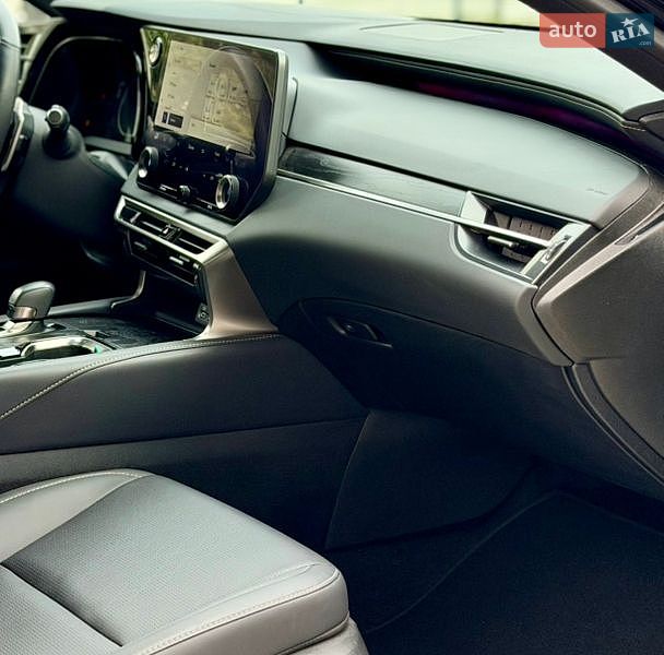 Внедорожник / Кроссовер Lexus RX 2024 в Киеве