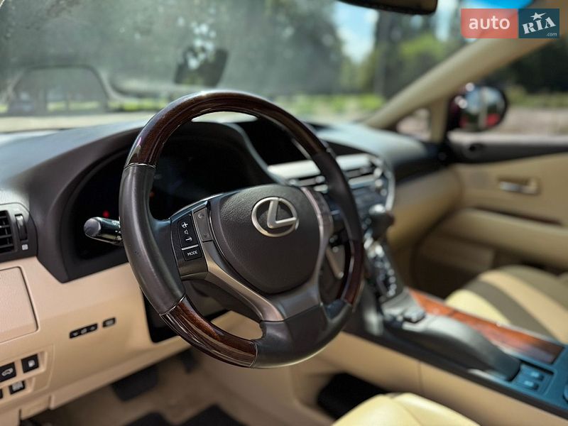Позашляховик / Кросовер Lexus RX 2015 в Києві