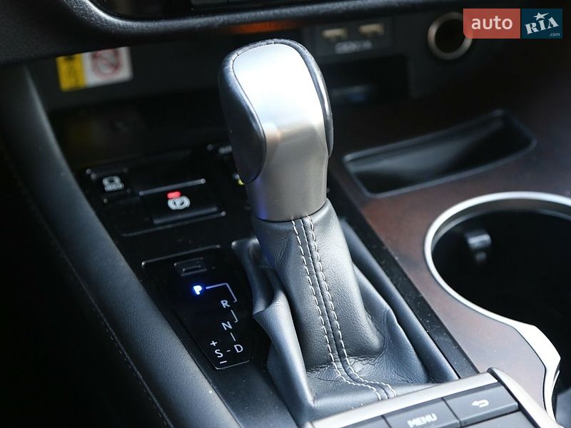 Внедорожник / Кроссовер Lexus RX 2021 в Киеве