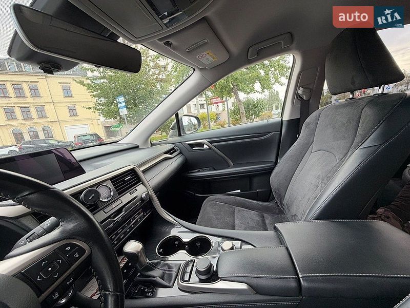 Внедорожник / Кроссовер Lexus RX 2018 в Киеве