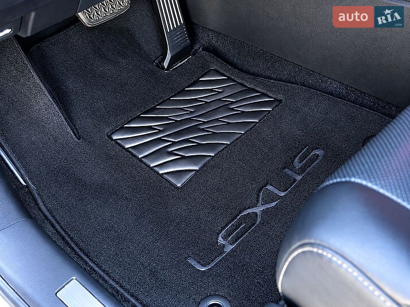 Позашляховик / Кросовер Lexus RX 2017 в Львові