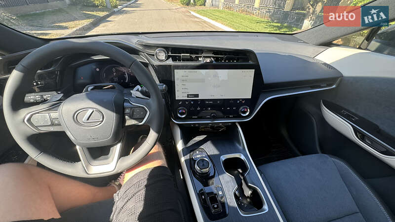 Внедорожник / Кроссовер Lexus RZ 2023 в Житомире