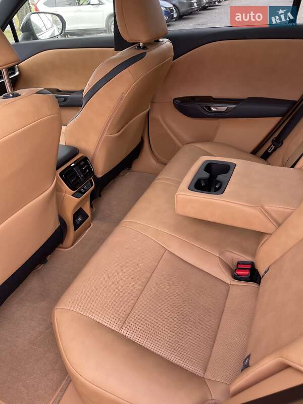Позашляховик / Кросовер Lexus RZ 2023 �� Львові