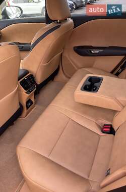 Позашляховик / Кросовер Lexus RZ 2023 в 