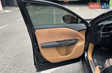 Внедорожник / Кроссовер Lexus RZ 2023 в 