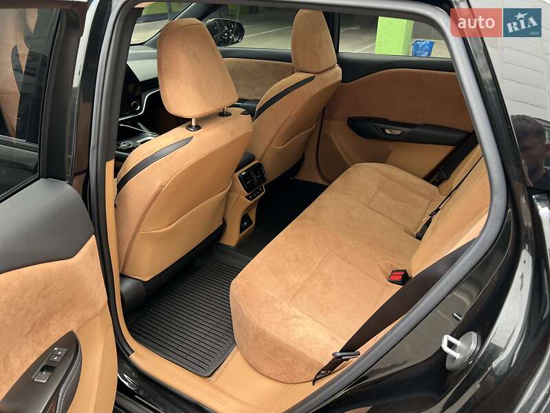 Внедорожник / Кроссовер Lexus RZ 2023 в Киеве