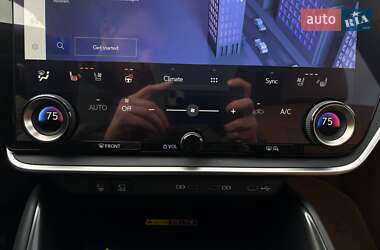 Позашляховик / Кросовер Lexus RZ 2023 в 
