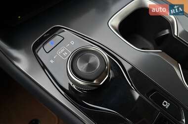 Позашляховик / Кросовер Lexus RZ 2023 в 