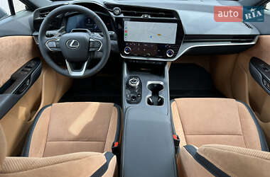 Позашляховик / Кросовер Lexus RZ 2023 в 